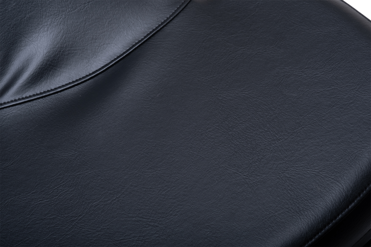 Black Ariel 2.0 seat detail